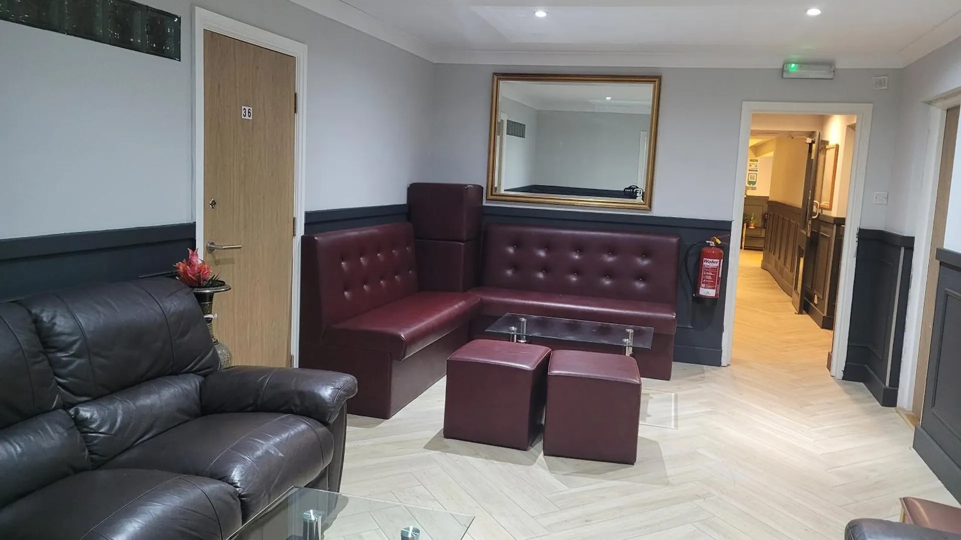 The Gatwick White House Hotel Horley United Kingdom