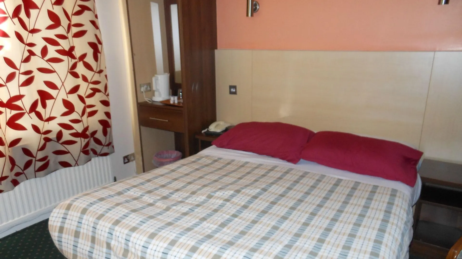 The Gatwick White House Hotel Horley