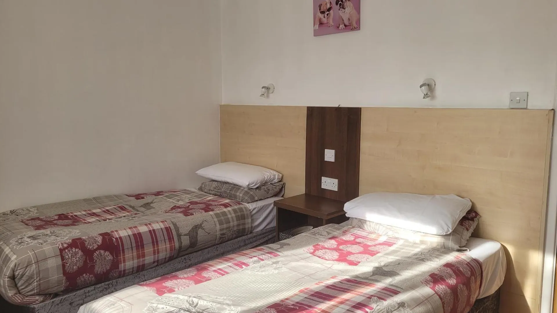 **  The Gatwick White House Hotel Horley United Kingdom