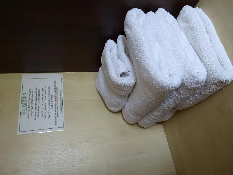 The Gatwick White House Hotel Horley 2*,  United Kingdom